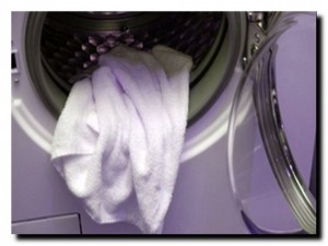 стирать полотенца с одеждой