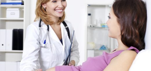 Как часто надо посещать врача беременной женщине