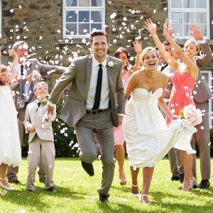 Пять способов подтолкнуть к свадьбе